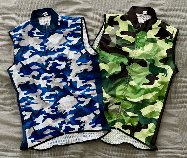 Camouflage printed windbreaker vests.