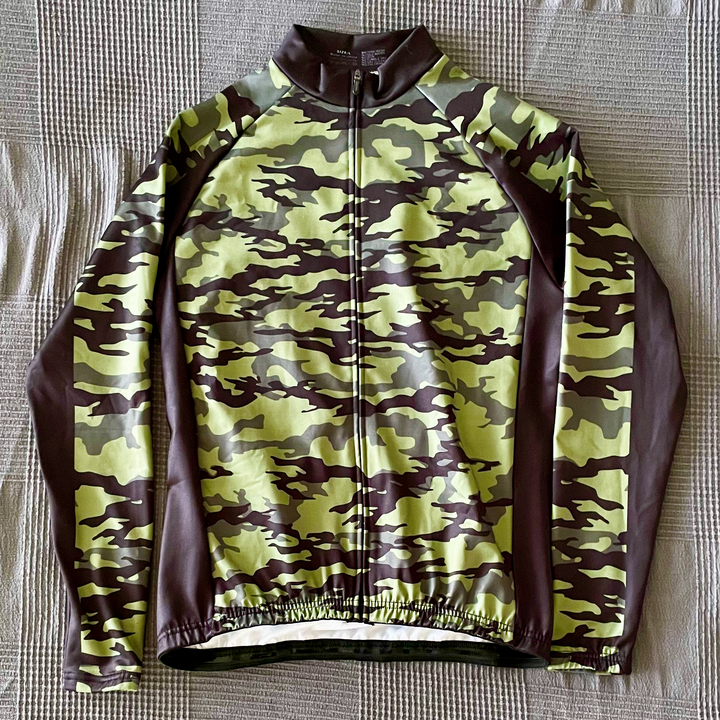 Camouflage thermal cycling jersey by Raudax.