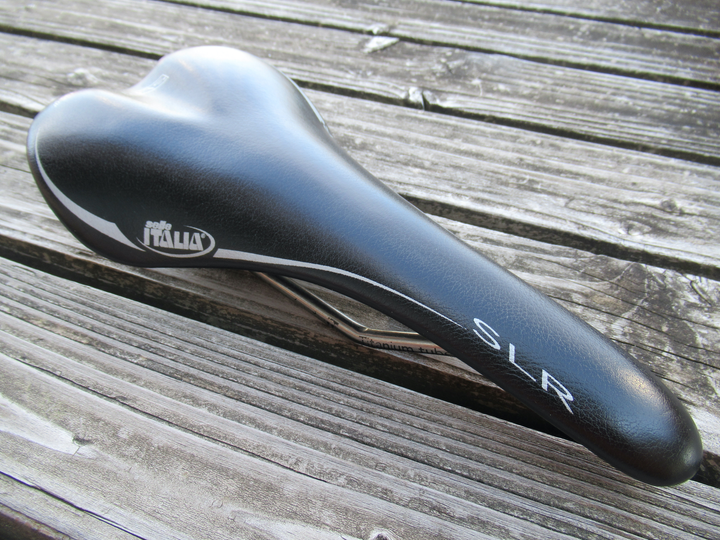 Black Selle Italia SLR saddle.
