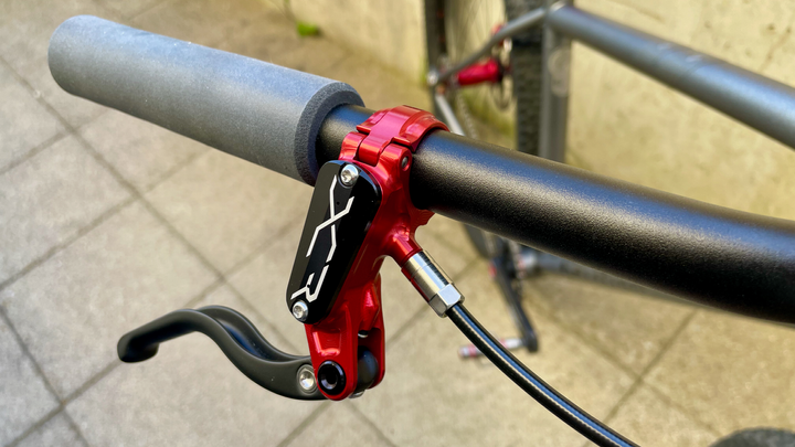 Hope XCR brake lever.