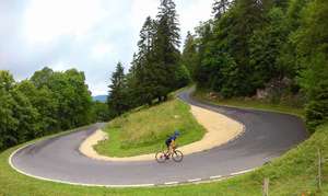 Climbing the backside of the Chasseral.